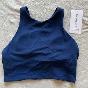 Athleta Conscious Crop A-C